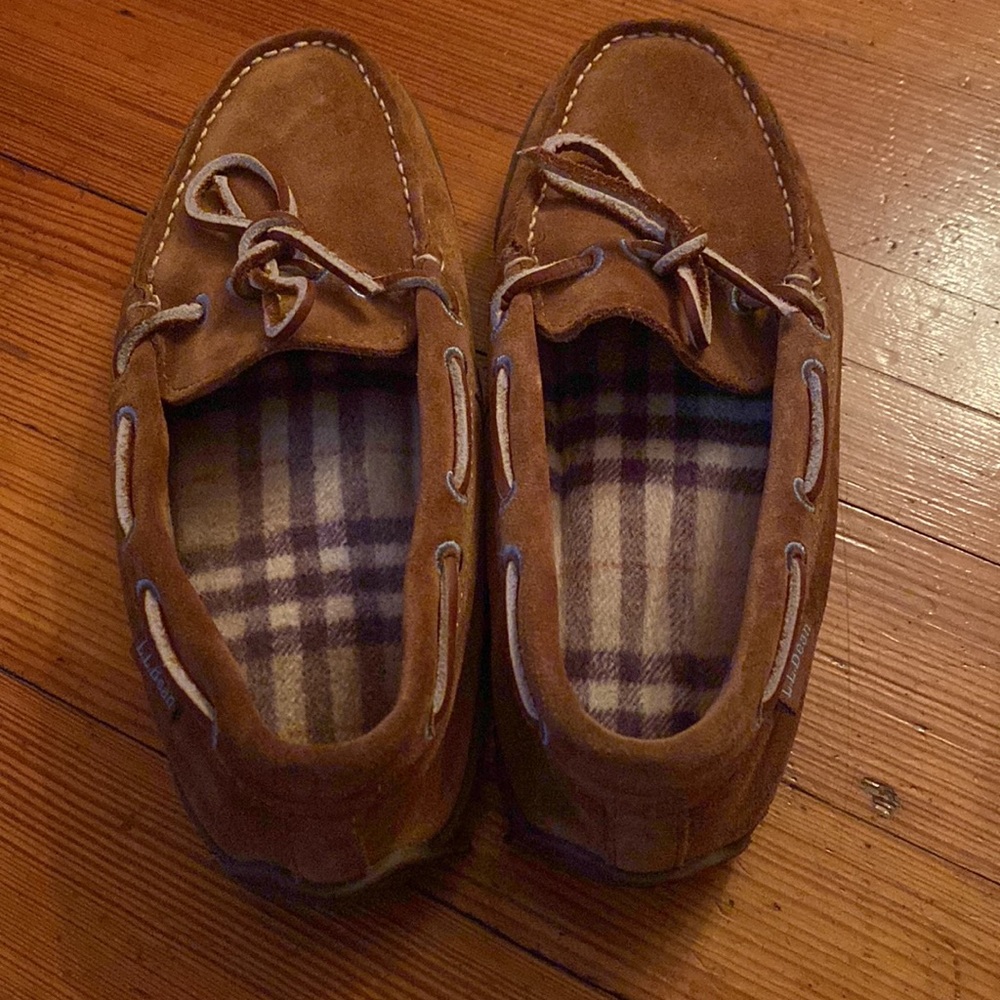 LL Bean suede moccasin slippers - Picture 2 of 4